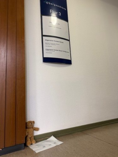 verlassene kinderzimmer 203